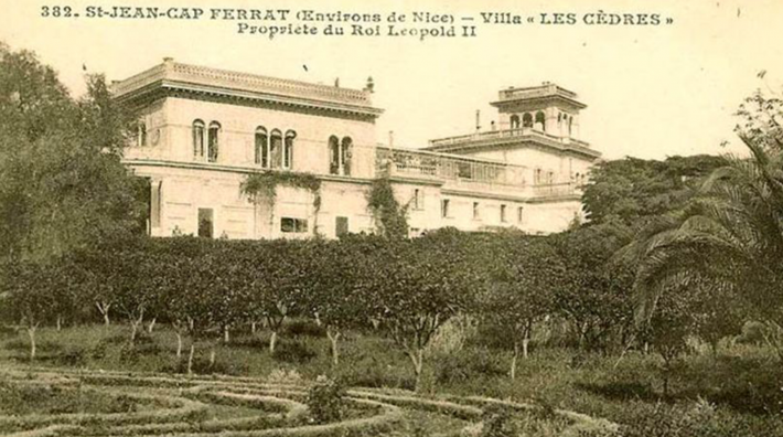 Được xây dựng từ năm 1830, ngôi nhà từng là nơi ở của vua Bỉ Leopold Đệ Nhị.