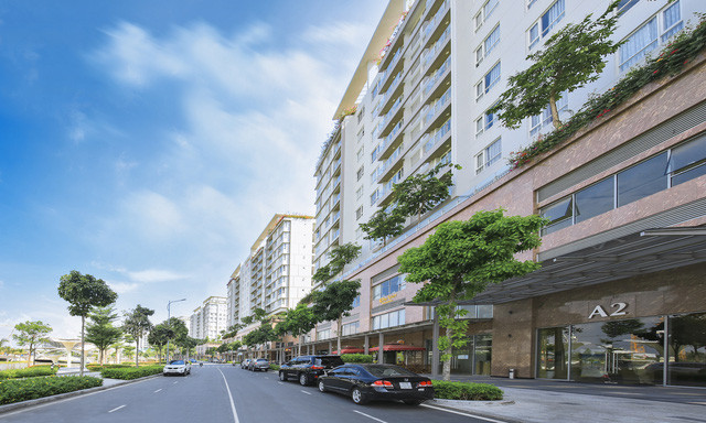 Sau hơn 20 năm được quy hoạch, Khu đô thị Thủ Thiêm TP HCM đang hiện rõ hình hài với những trục đường lớn, nhiều cao ốc, biệt thự mọc lên. Ảnh: TTVN