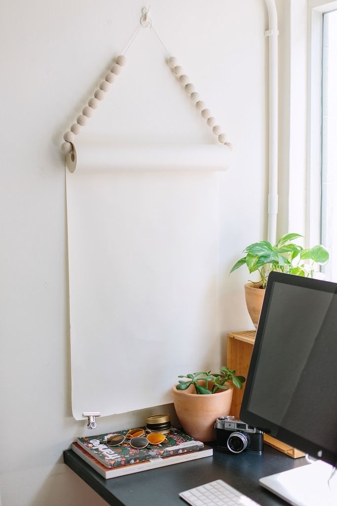 Nơi treo notepad cực kỳ hữu ích với bất cứ góc làm việc nào.