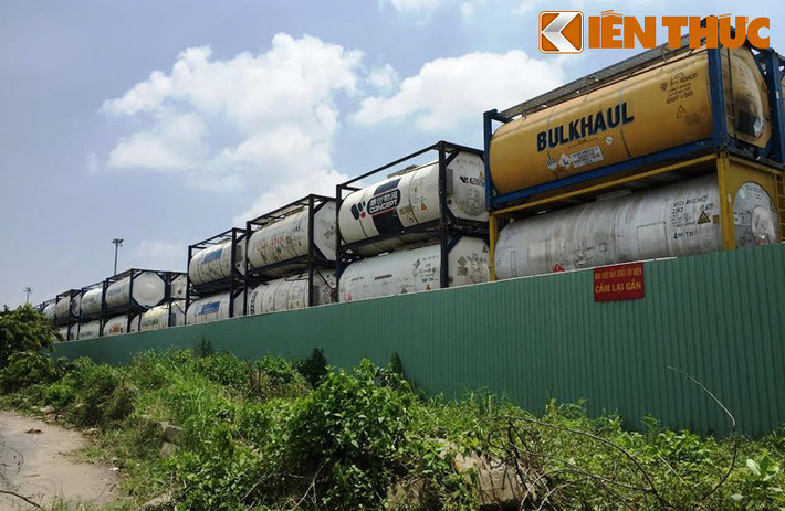 Người dân mong muốn chính quyền địa phương sớm có biện pháp di dời bãi chứa hoá chất độc hại, dễ cháy này để tránh hiểm hoạ có thể xảy ra bất cứ lúc nào. Tổng Công ty Tân Cảng Sài Gòn chỉ dựng rào chắn bằng tôn cao 2 m ngăn giữa bãi IMDG với khu dân cư. Điều này chưa thực hiện đầy đủ các điều kiện, giải pháp an toàn phòng cháy, chữa cháy đến khu dân cư và công trình công cộng, nơi tập trung đông người theo quy định.