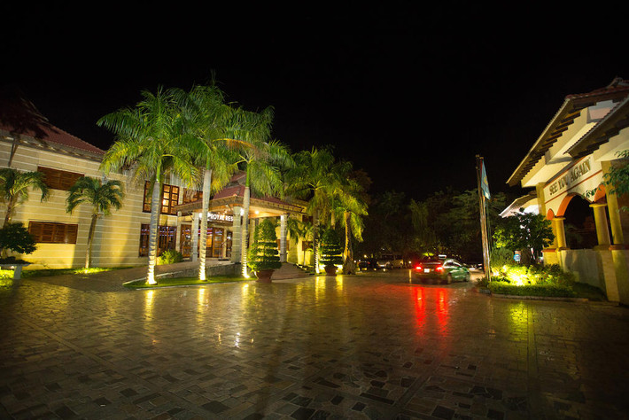 Resort Hoàng Gia Quy Nhơn được ví như khu "đất vàng" bởi có vị trí đắc địa tại TP Quy Nhơn với giá thị trường khoảng 100 triệu đồng/m2. Ảnh: dulichquynhon.com.