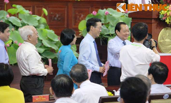 Bí thư Thành uỷ TP HCM Lê Thanh Hải, Phó Bí thư thường trực Thành uỷ Võ Văn Thương, Phó Bí thư Nguyễn Thị Thu Hà, Phó Bí thư, Chủ tịch UBND TP HCM Lê Hoàng Quân, Phó Bí thư Nguyễn Thành Phong...