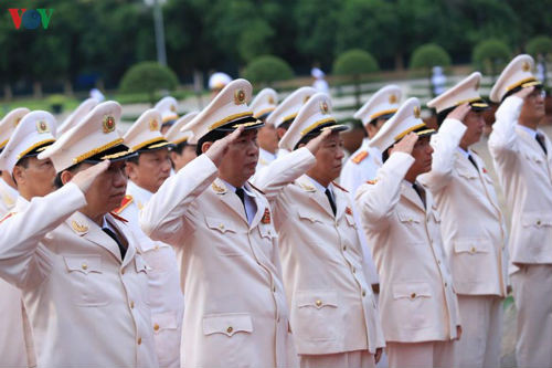 Đoàn đại biểu Bộ Công an do Đại tướng Trần Đại Quang, Ủy viên Bộ Chính trị, Bộ trưởng Bộ Công an dẫn đầu.