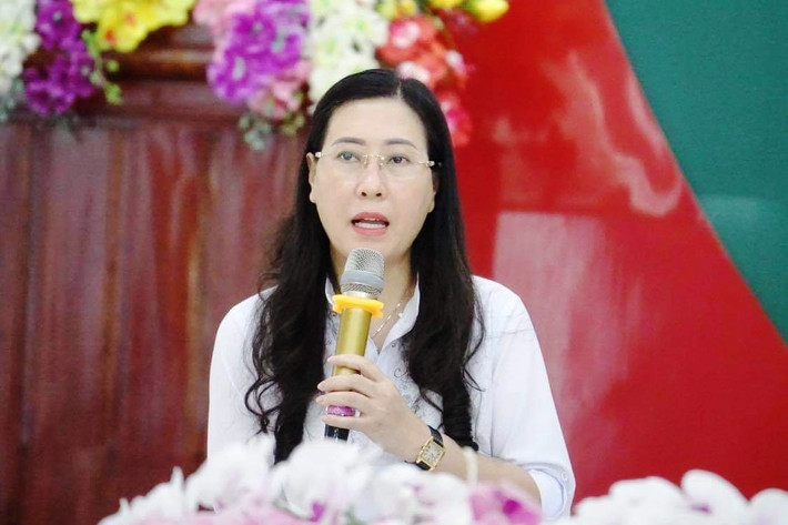 Trước đó, ngày 4/8, Tỉnh ủy Quảng Ngãi tổ chức hội nghị công tác cán bộ để thực hiện quy trình bầu Bí thư Tỉnh ủy nhiệm kỳ 2015- 2020. Tại hội nghị, 100% đại biểu trong Ban Chấp hành Đảng bộ tỉnh Quảng Ngãi đã bỏ phiếu tín nhiệm bầu bà Bùi Thị Quỳnh Vân giữ chức Bí thư Tỉnh ủy nhiệm kỳ 2015- 2020.