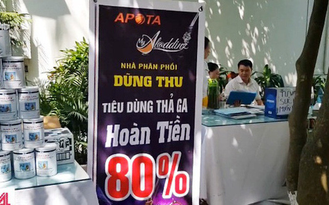 Để tham gia ứng dụng, người dùng đăng ký tài khoản, điền các thông tin cá nhân và thông tin về người giới thiệu, đồng thời phải nạp tiền vào tài khoản của mình số tiền ít nhất là 100 USD (gần 2,4 triệu đồng) để sử dụng. Số tiền khi nạp vào tài khoản được quy đổi thành “gem”, mỗi “gem” tương ứng với 1 USD.