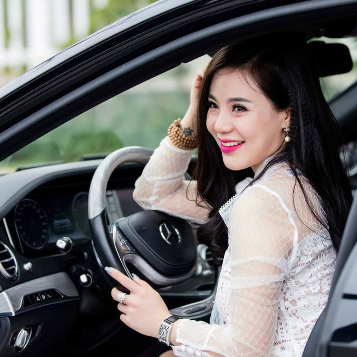 Đến ngày 31/10, vụ việc sản xuất, kinh doanh mỹ phẩm không rõ nguồn gốc xuất xứ trị giá gần 11 tỷ đồng của Công ty TNHH Thiên nhiên TS Việt Nam đã được chuyển hồ sơ sang cơ quan điều tra. Ảnh: FB Nguyen Thu Trang