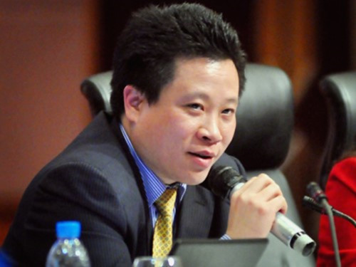 6. Hà Văn Thắm - nguyên Chủ tịch HĐQT Oceanbank Chiều ngày 24/10/2014, Ngân hàng Nhà nước thông báo đã phát hiện một số vi phạm pháp luật nghiêm trọng của cá nhân ông Hà Văn Thắm (SN 11/12/1972 tại xã An Hà, huyện Lạng Giang, Bắc Giang, Việt Nam; thường trú tại Phường Quảng An, Quận Tây Hồ, Hà Nội). Ảnh: Vietnamnet.