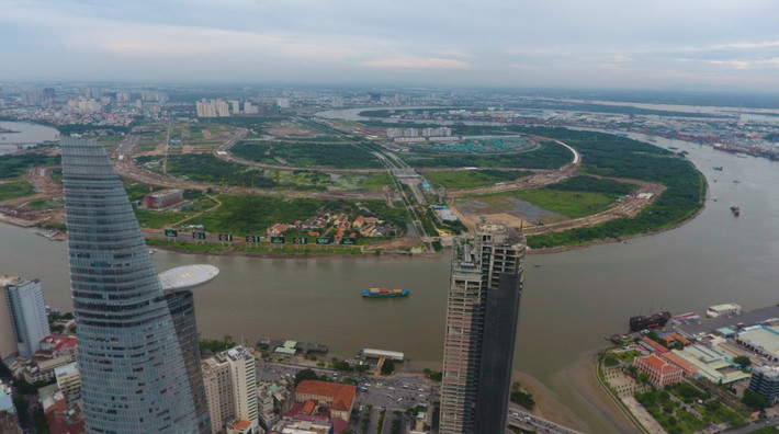 Tọa lạc tại vị trí đất vàng của khu vực Thủ Thiêm quận 2, lô đất dự án The Metropole Thu Thiem của chủ đầu tư Quốc Lộc Phát đã được Sở Tài nguyên Môi trường TP HCM cấp sổ đỏ ngày 31/12/2019 với thời hạn sử dụng là 50 năm kể từ năm 2016. Trong khi đó người mua nhà ở gắn liền với quyền sử dụng đất được sử dụng ổn định lâu dài.