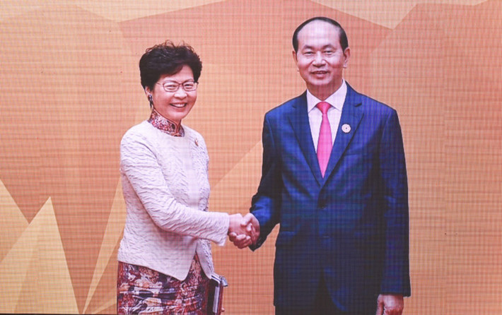 Trưởng đặc khu hành chính Hong Kong, Trung Quốc Lâm Trịnh Nguyệt Nga.