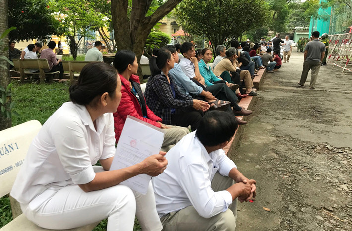 Người dân vô cùng quan tâm đến diễn biến phiên Tòa, đồng thời bày tỏ sự bức xúc, lên án đối với hành vi của các đối tượng gây ra sự bất ổn, mất ANTT ở TP vốn yên bình hơn 42 năm qua.