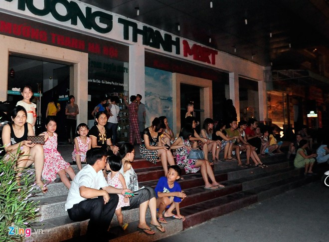 Sau hàng loạt các sự cố liên tiếp xảy ra tại các chung cư của "đại gia điếu cày" Lê Thanh Thản thời gian qua, đã làm dấy lên làm sóng lo ngại về chất lượng chung cư và vấn đề an toàn cháy nổ tại các khu chung cư này. Nhiều người dân sống tại các chung cư của ông Thản đã phải rao, bán nhà để không còn phải sống trong cảnh nơm nớp lo sợ.