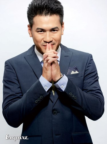 1. Phillip Nguyễn - em trai của chồng Hà Tăng Phillip Nguyễn sinh năm 1986, người Philippines gốc Việt, là một doanh nhân trẻ thành đạt và được thừa hưởng nhiều thương hiệu thời trang đắt tiền như: Christian Dior, Channel, Zara, Lancome, Nike… Anh hiện là đại diện lớn nhất của thương hiệu Nike tại Việt Nam. Ảnh: Esquirevietnam.