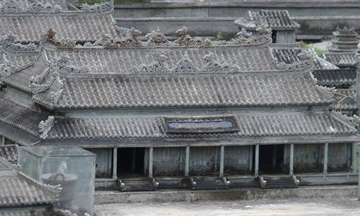 Điện Cần Chánh (nơi Vua làm việc).
