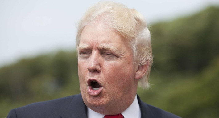Dầu gội đầu ông Donald Trump thường dùng là của thương hiệu nổi tiếng nước Mỹ Heads and Shoulders. Ảnh: Starschanges.