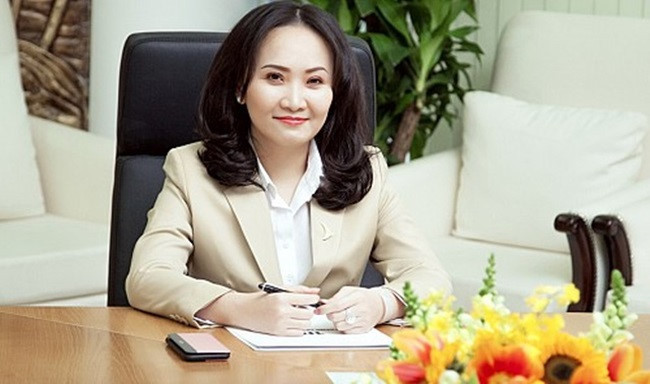 9. Đặng Huỳnh Ức My Trong ngành mía đường Việt Nam, nếu như bà Huỳnh Bích Ngọc được mệnh danh là "nữ hoàng mía đường" thì người con gái Đặng Huỳnh Ức My cũng được biết tới với danh xưng "công chúa mía đường". Chỉ sở hữu tài sản gần 160 tỷ đồng, nhưng trong ngành mía đường Việt Nam "công chúa mía đường" chính là người quyền lực nhất. Ảnh: Zing.
