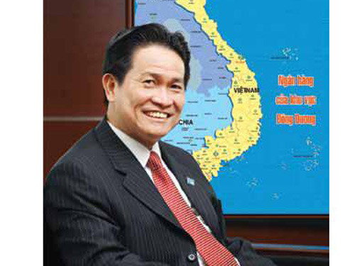 Sau đó, với ý định thành lập Ngân hàng, bà Ngọc đã thay chồng quán xuyến và dần phụ trách toàn bộ mảng kinh doanh mía đường. Cho tới khi ông Đặng Văn Thành gây dựng Sacombank trở thành một trong những ngân hàng bán lẻ lớn nhất Việt Nam thì bà Huỳnh Bích Ngọc đã là “nữ hoàng” của ngành mía đường. Ảnh: NLĐ.
