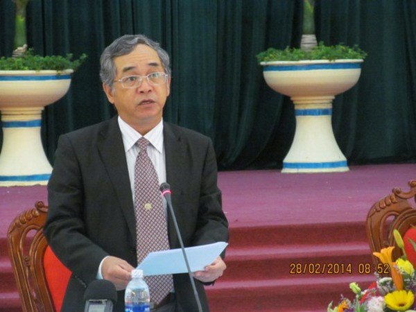 Ông Nguyễn Văn Hùng - Bí thư Tỉnh ủy Kon Tum Ông Nguyễn Văn Hùng, sinh năm 1964, tại Quảng Nam, là tiến sỹ kinh tế, cử nhân lý luận chính trị.