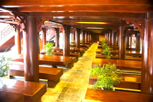 Công trình được thi công trong vòng hơn 2 năm với trên 10.000 thợ lành nghề. Ảnh: Tiền phong.