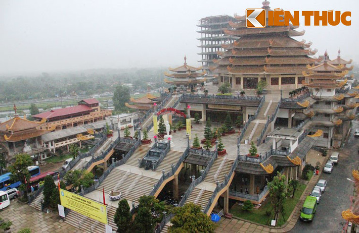 Pháp viện Minh Đăng Quang, xa lộ Hà Nội, phường An Phú, quận 2, TPHCM- nơi sẽ tổ chức lễ tang Đại lão Hoà thượng Pháp sư Thích Giác Nhiên. Kiến Thức sẽ đưa tin, hình ảnh lễ tang Đại lão Hoà thượng tổ chức tại TPHCM.