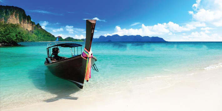 Lonely Planet nhận định đảo ngọc Phú Quốc là một trong những bãi biển đẹp nhất Việt Nam.