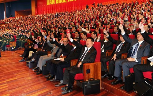 4. Chính thức khai mạc Đại hội Đảng XII Sáng 21/1, Đại hội Đại biểu toàn quốc lần thứ XII của Đảng (Đại hội Đảng 12) chính thức khai mạc tại Trung tâm Hội nghị quốc gia (Hà Nội).với sự tham gia của 1.510 đại biểu đại diện cho hơn 4,5 triệu đảng viên.
