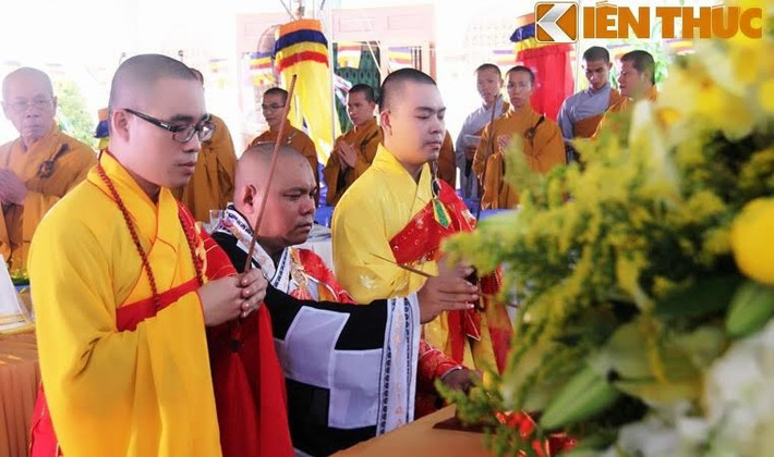 Các vị Tăng sư, Hoà thượng đã chủ trì nghi thức cầu siêu chẩn tế.