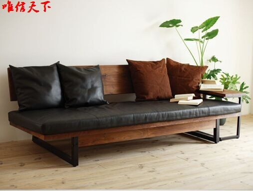 Không nên sử dụng sofa cũ. Bởi nguồn năng lượng xấu từ chủ sử dụng trước có thể ảnh hưởng đến tài vận của gia đình. Ảnh: AliExpress.