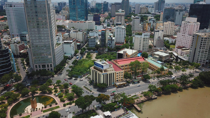Động thái này được cơ quan chức năng đưa ra sau điều tra sai phạm liên quan khu đất số 2-4-6 Hai Bà Trưng (quận 1) của Tổng công ty Bia - Rượu - Nước giải khát Sài Gòn (Sabeco, đơn vị trực thuộc Bộ Công Thương).