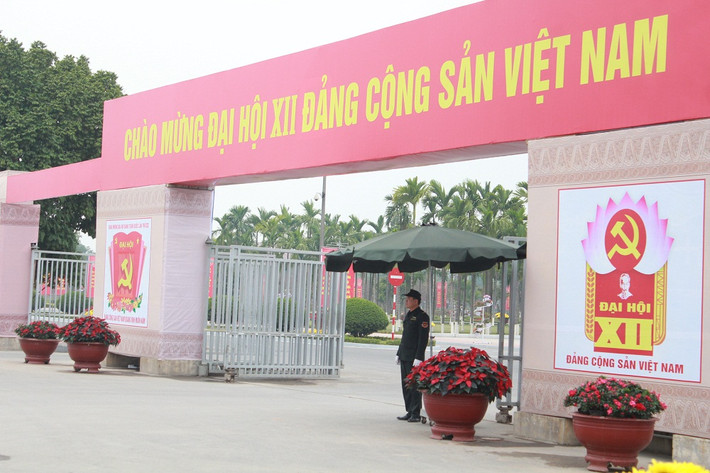 Do đó, công tác bảo vệ tuyệt đối an ninh, an toàn có ý nghĩa hết sức quan trọng, góp phần tạo nên thành công của Đại hội đại biểu toàn quốc lần thứ XII của Đảng.