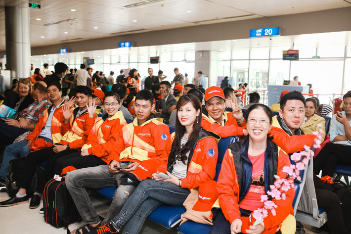 Hôm nay, 14/2 tức 29 tết Nguyên đán, Trung ương Hội Liên hiệp Thanh niên Việt Nam và hãng hàng không Vietjet tổ chức chuyến bay miễn phí dành do thanh niên, sinh viên hoàn cảnh khó khăn về quê ăn tết.