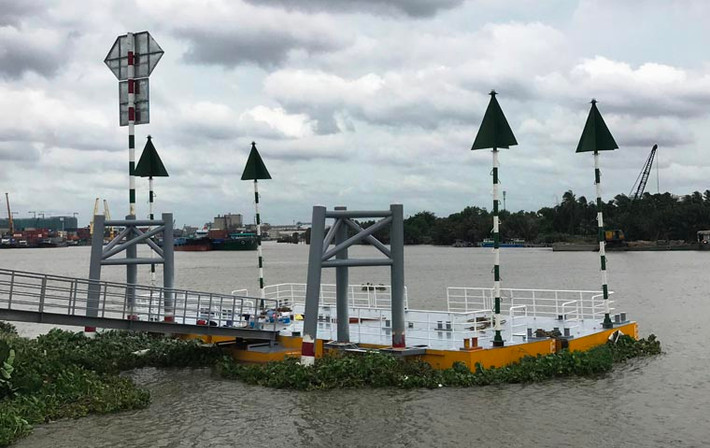 Sáng nay (6/8), trao đổi với PV Kiến Thức, ông Nguyễn Kim Toản, Giám đốc Công ty TNHH Thường Nhật (nhà đầu tư hệ thống tuyến buýt sông) cho biết: "Vì nhiều lý do khách quan nên tuyến buýt sông số 1 sẽ chính thức hoạt động vào cuối tháng 9/2017".