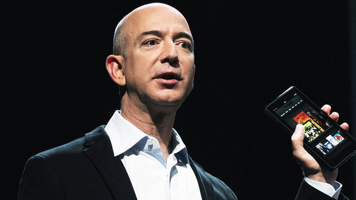 Ngoài ra, Jeff Bezos có thói quen sử dụng túi ngủ ngay tại văn phòng sau những giờ làm việc căng thẳng.