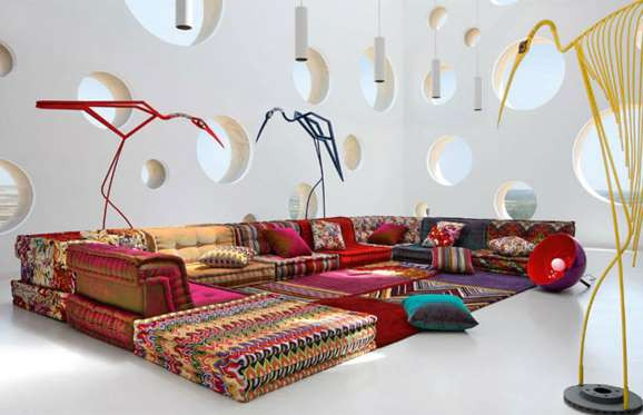 Sofa dệt kim đắt giá 25.000 USD là sản phẩm hợp tác của hai công ty nội thất cao cấp Missoni và Roche Bobois.