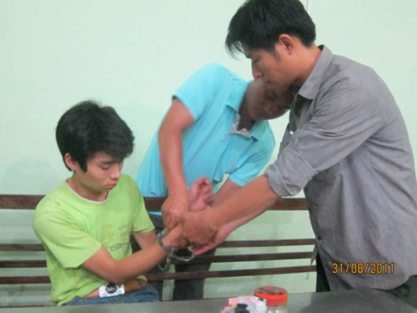 Ngày 31/8/ 2011, sau 6 ngày lẩn trốn Luyện bị bắt khi y đang định trốn sang Trung Quốc. Đến ngày 30/3/2012, Hội đồng xét xử TAND tỉnh Bắc Giang đã tuyên phạt 18 năm tù với Lê Văn Luyện.