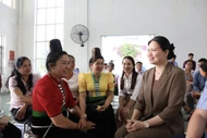 Từ Mường Than, bà Hà Thị Nga cam kết đồng hành cùng đồng bào dân tộc thiểu số