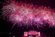 Mãn nhãn màn trình diễn pháo hoa mừng Đại hội XIV của Đảng