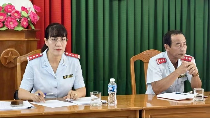 Chủ trì buổi công bố tại hội trường Thanh tra tỉnh Lâm Đồng (phường Phan Thiết) 333.jpg
