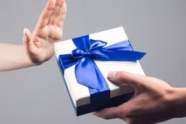 Cổ nhân nhắc, '5 thứ được cho, thân mấy cũng từ chối'