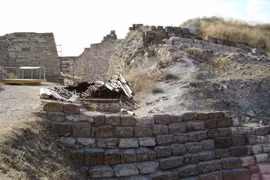 Bí ẩn thành phố của vị vua “biến mọi thứ chạm vào thành vàng” 