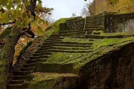 Bí ẩn không lời giải về kim tự tháp của người Etruscan cổ đại 