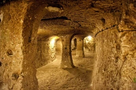 Kinh ngạc thành phố ngầm khổng lồ phát lộ 20 năm trước