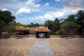 Khám phá lăng mộ có cảnh quan thơ mộng nhất Cố đô Huế 
