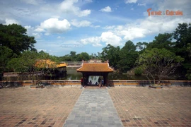 Khám phá lăng mộ có cảnh quan thơ mộng nhất Cố đô Huế 
