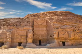 Giải mã thành phố cổ bị lãng quên nghìn năm giữa sa mạc Ả Rập 