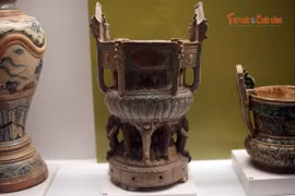 Vì sao nhà Mạc thất thủ ở Thăng Long nhưng vẫn tồn tại dai dẳng ở Cao Bằng?