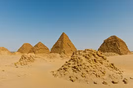 Giải mã thành phố kim tự tháp bị lãng quên giữa sa mạc Sudan 