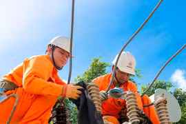 Quy định mới tiền điện: Giờ cao điểm đắt gấp gần 3 lần