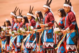 Bản sắc khác thường của tộc người Navajo lớn nhất Mỹ