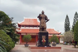 Giống nhau khó tin giữa vua Quang Trung và Napoleon Đại đế 