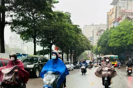 Miền Bắc tiếp tục mưa nhỏ lất phất